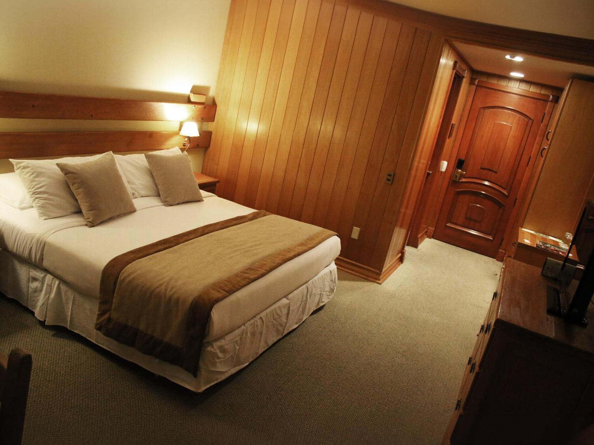 Hotel Loberias Del Sur à Puerto Chacabuco Extérieur photo