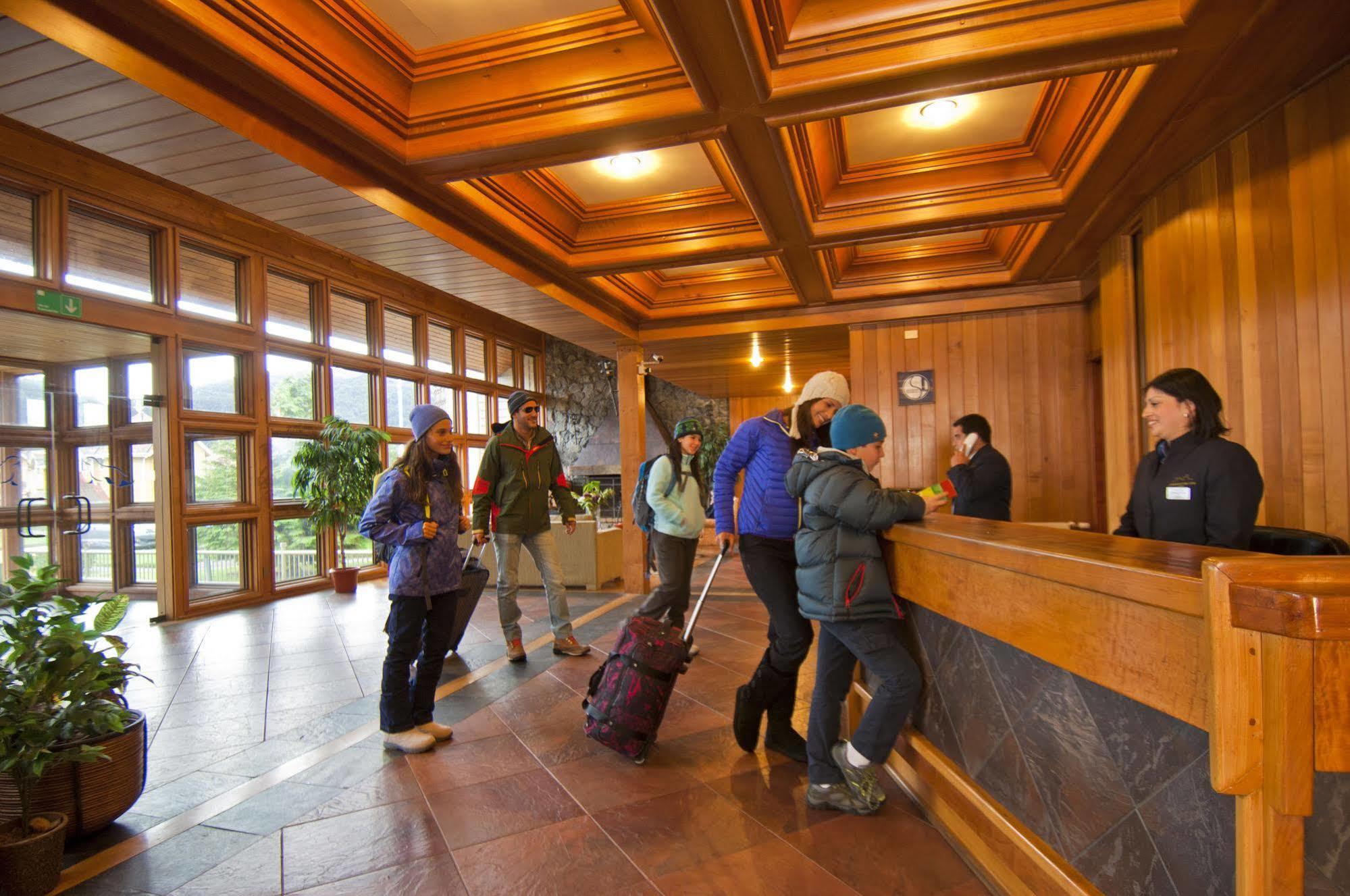 Hotel Loberias Del Sur à Puerto Chacabuco Extérieur photo